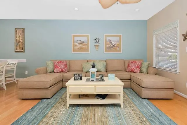 Steps To The Boardwalk, Check Out 4 Bedroom Townhome With Outdoor Pool! Ocean City