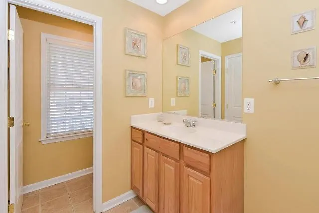 Steps To The Boardwalk, Check Out 4 Bedroom Townhome With Outdoor Pool!