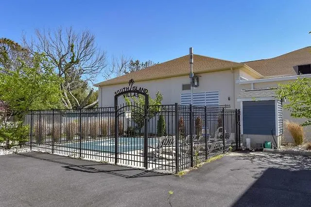 Сasa de vacaciones Steps To The Boardwalk, Check Out 4 Bedroom Townhome With Outdoor Pool! Ocean City