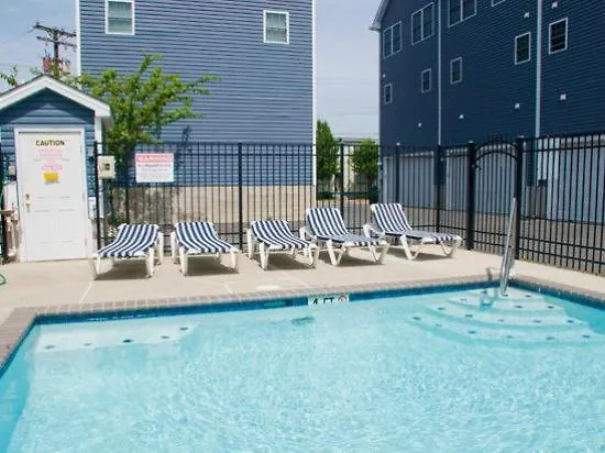 Steps To The Boardwalk, Check Out 4 Bedroom Townhome With Outdoor Pool! Сasa de vacaciones Ocean City